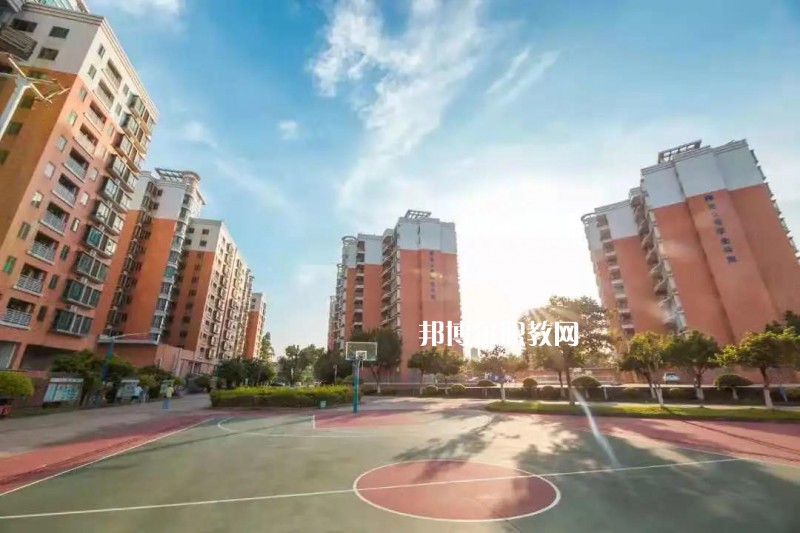 東莞南博職業(yè)技術(shù)學(xué)校2022年學(xué)費(fèi)、收費(fèi)多少