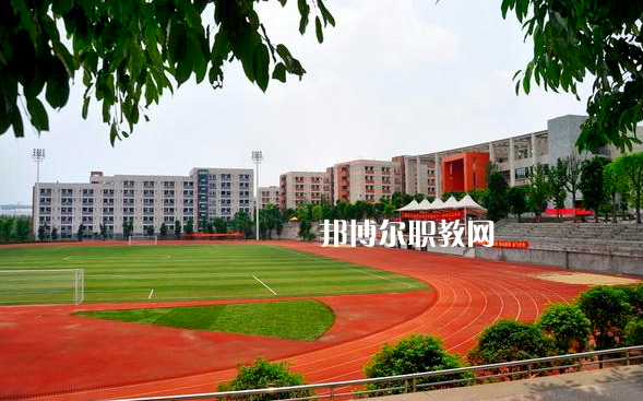 重慶建峰工業(yè)集團有限公司技工學校2022年報名條件、招生要求、招生對象