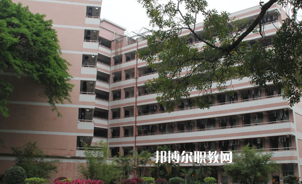 廣州輕工職業(yè)學(xué)校2022年學(xué)費、收費多少