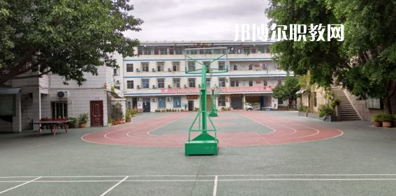 攀枝花商貿(mào)電子職業(yè)技術(shù)學(xué)校2022年學(xué)費(fèi)、收費(fèi)多少