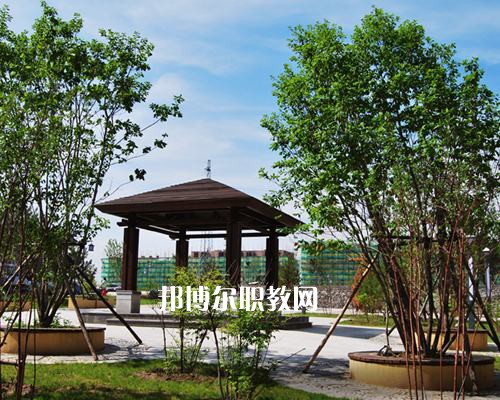 靈山職業(yè)技術(shù)學校2022年報名條件、招生要求、招生對象