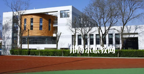 山東省青島衛(wèi)生學(xué)校2022年報名條件、招生要求、招生對象