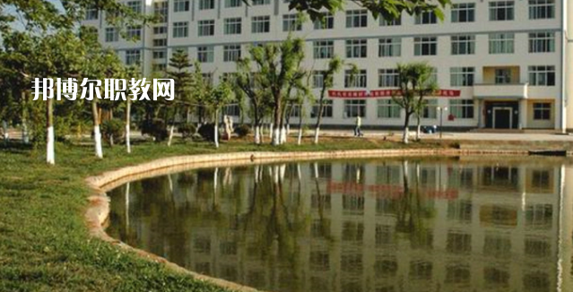 昆明藝術(shù)職業(yè)學(xué)院2022年學(xué)費(fèi)、收費(fèi)多少