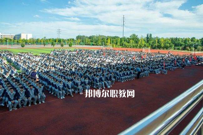 南陽市電子中等專業(yè)學(xué)校2022年學(xué)費、收費多少