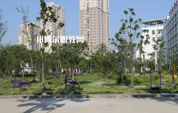 安陸中等職業(yè)技術(shù)學(xué)校2022年報(bào)名條件、招生要求、招生對(duì)象