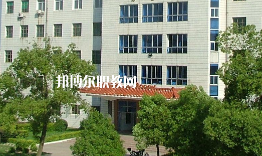 武漢黃陂職業(yè)技術(shù)學(xué)校2022年報名條件、招生要求、招生對象