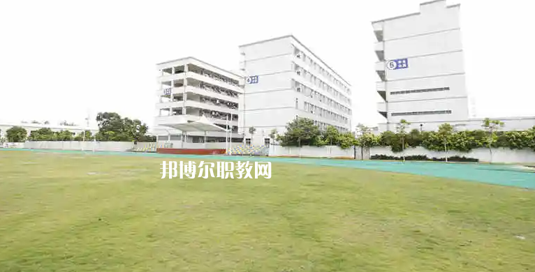 廣州金領(lǐng)技工學(xué)校2022年報(bào)名條件、招生要求、招生對(duì)象