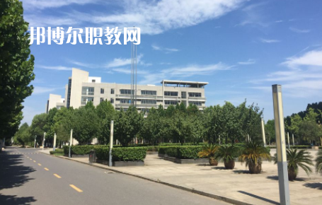武漢儀表電子學(xué)校2022年報(bào)名條件、招生要求、招生對(duì)象