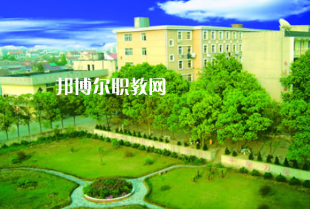 湖北廣播電視學(xué)校2022年報(bào)名條件、招生要求、招生對(duì)象