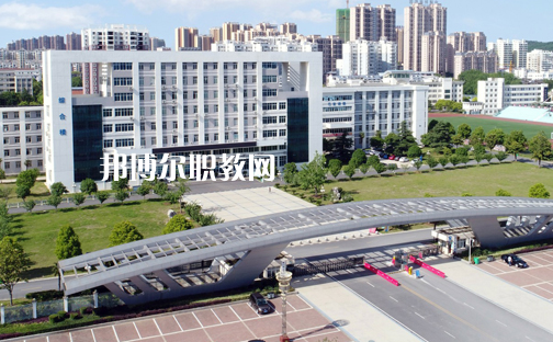 湖北信息工程學(xué)校2022年報(bào)名條件、招生要求、招生對(duì)象