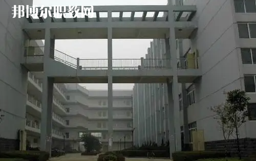 武漢建筑工程學(xué)校2022年報(bào)名條件、招生要求、招生對(duì)象