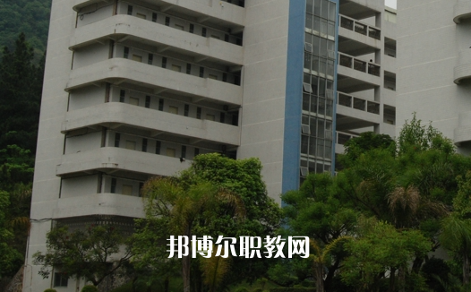 武漢江夏職業(yè)技術學校2022年網站網址