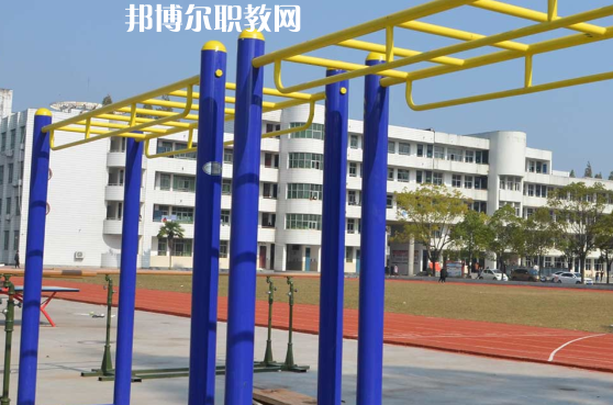 潛江職教中心2022年報名條件、招生要求、招生對象