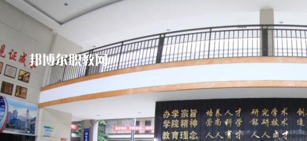 重慶交通技師學(xué)院2023年報(bào)名條件、招生要求、招生對(duì)象