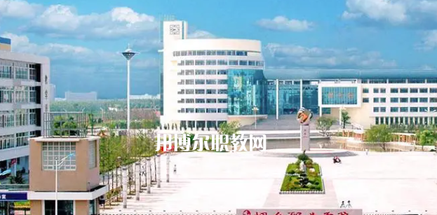 煙臺(tái)高職?？圃盒Ｅ琶?強(qiáng)