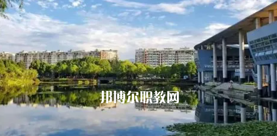 寧波高職?？圃盒Ｅ琶?強