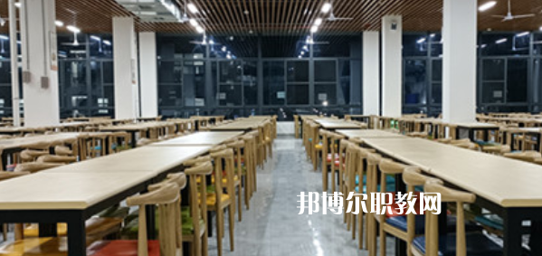 自貢職業(yè)技術學院中專部2023年宿舍條件