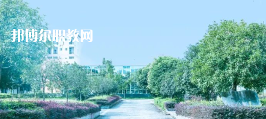 成都新高技工學(xué)校地址在哪里，哪個地區(qū)，哪個城市?