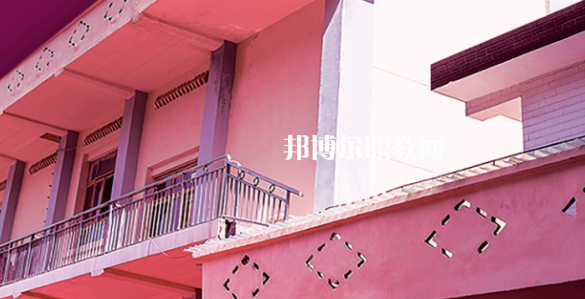 芙蓉礦務(wù)局技工學(xué)校地址在哪里，哪個(gè)地區(qū)，哪個(gè)城市?