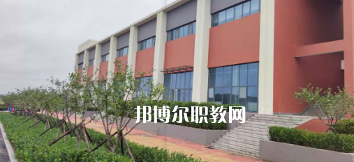 2023青島西大技工學(xué)校招生計(jì)劃 招生人數(shù)是多少(附要求、條件、對象)