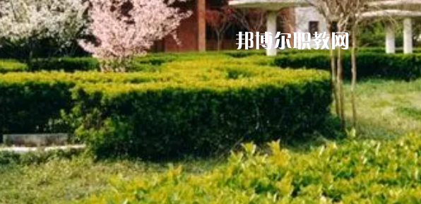 江蘇印刷技工學校地址在哪里，哪個地區(qū)，哪個城市?