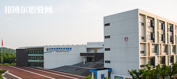 2023蘇州市紡織工業(yè)職工中等專(zhuān)業(yè)學(xué)校多少錢(qián) 蘇州市紡織工業(yè)職工中等專(zhuān)業(yè)學(xué)校各專(zhuān)業(yè)學(xué)費(fèi)收費(fèi)標(biāo)準(zhǔn)
