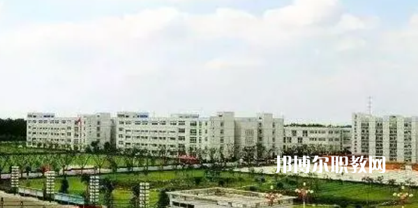 江蘇省高郵中等專業(yè)學(xué)校地址在哪里，哪個地區(qū)，哪個城市?