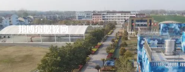 泰州市姜堰區(qū)新世紀(jì)武藝學(xué)校地址在哪里，哪個(gè)地區(qū)，哪個(gè)城市?