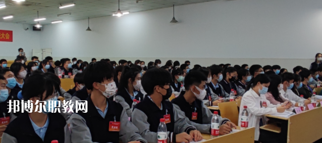 浙江省廣播電視中等專業(yè)學(xué)校地址在哪里，哪個地區(qū)，哪個城市?