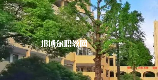 寧波市職教中心學(xué)校地址在哪里，哪個(gè)地區(qū)，哪個(gè)城市?