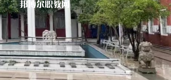 臺州市雙語實(shí)驗(yàn)學(xué)校地址在哪里，哪個(gè)地區(qū)，哪個(gè)城市?