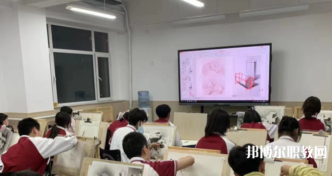 石家莊市張麗美術(shù)中等專業(yè)學校地址，乘車路線