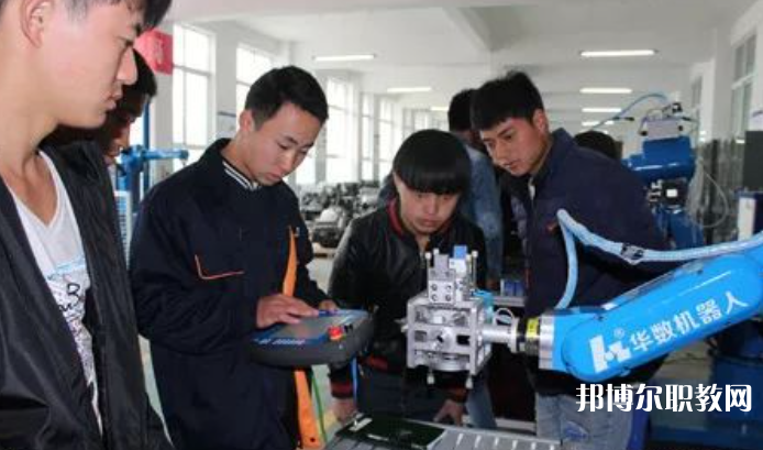 首鋼水城鋼鐵(集團)有限責任公司中等專業(yè)學校怎么樣、好不好