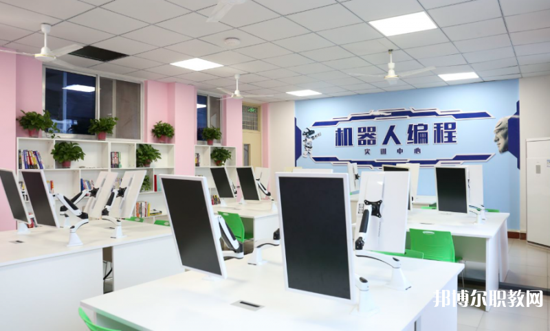 2023鄭州新華中等專業(yè)學校招生計劃 招生人數(shù)是多少(附要求、條件、對象)