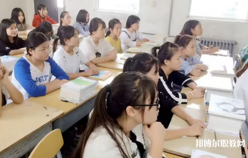 鄭州市特色教育中等專(zhuān)業(yè)學(xué)校怎么樣、好不好
