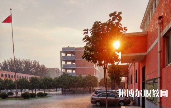 2023濮陽(yáng)油田職業(yè)中等專業(yè)學(xué)校招生計(jì)劃 招生人數(shù)是多少(附要求、條件、對(duì)象)
