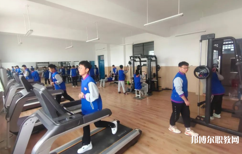 周口市潁河職業(yè)中等專業(yè)學(xué)校地址，乘車路線