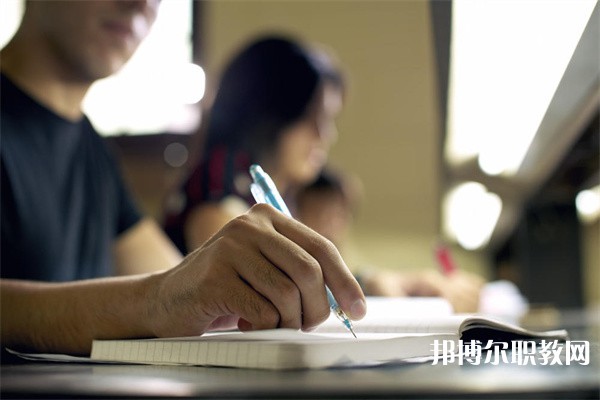 廣東哪里的職業(yè)學校能讀商務(wù)助理專業(yè)