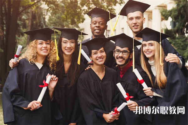 廣東哪里的技工學(xué)校能讀移動(dòng)互聯(lián)網(wǎng)應(yīng)用技術(shù)專(zhuān)業(yè)