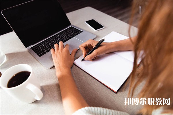 廣東哪里的職業(yè)學(xué)校能讀計(jì)算機(jī)應(yīng)用技術(shù)專(zhuān)業(yè)