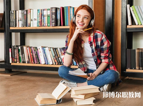 廣東哪里的技工學校能讀電子商務(wù)（跨境方向）專業(yè)