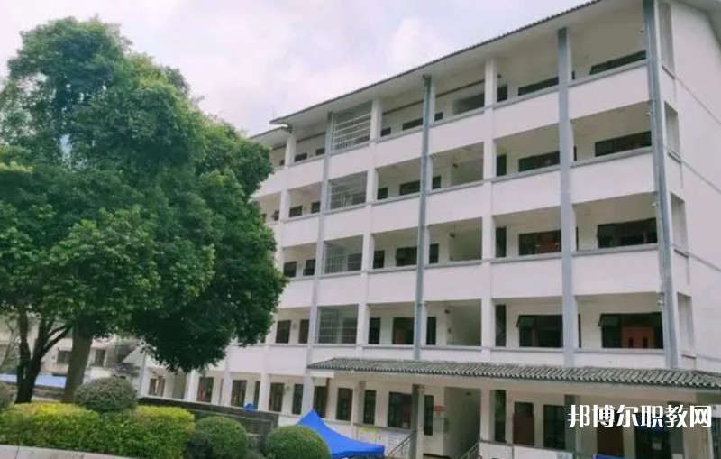 2024陽(yáng)朔縣中等職業(yè)技術(shù)學(xué)校多少錢(qián) 陽(yáng)朔縣中等職業(yè)技術(shù)學(xué)校各專業(yè)學(xué)費(fèi)收費(fèi)標(biāo)準(zhǔn)
