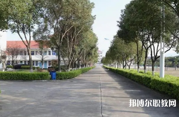 2024陽朔縣中等職業(yè)技術(shù)學(xué)校招生計(jì)劃 招生人數(shù)是多少(附要求、條件、對象)
