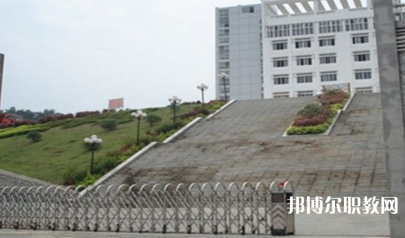 2024百色市民族工業(yè)中等專業(yè)學(xué)校招生計(jì)劃 招生人數(shù)是多少(附要求、條件、對(duì)象)