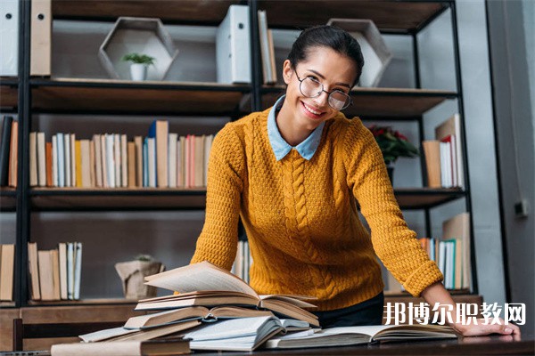 四川哪里的中職學(xué)校能讀葡萄牙語(yǔ)專(zhuān)業(yè)