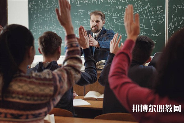 四川哪里的職業(yè)中學能讀農(nóng)村經(jīng)濟經(jīng)營管理專業(yè)