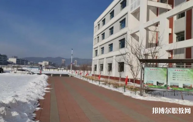 2024新賓縣中等職業(yè)技術(shù)專業(yè)學(xué)校招生計(jì)劃 招生人數(shù)是多少(附要求、條件、對(duì)象)