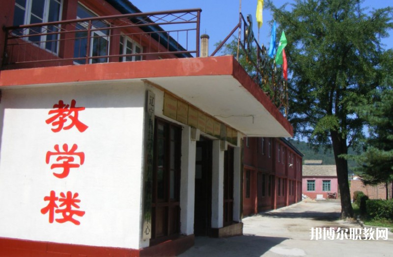 2024丹東市圣林中等職業(yè)技術專業(yè)學校招生計劃 招生人數(shù)是多少(附要求、條件、對象)
