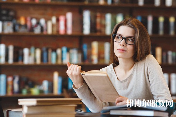 貴州哪里的職業(yè)學校能讀助產專業(yè)專業(yè)