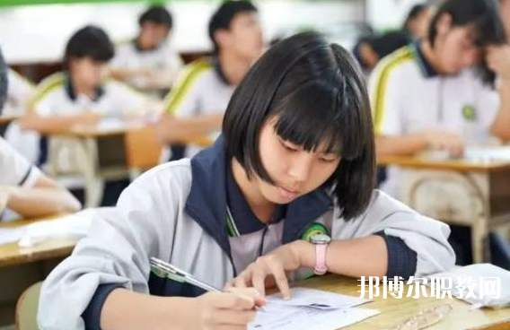 2025惠州公辦中專(zhuān)學(xué)校最新排名前三名單